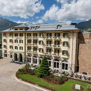 Hotell Grand Savoia Cortina D'ampezzo, A Radisson Collection